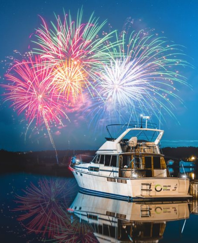Aurora Sky Yachts